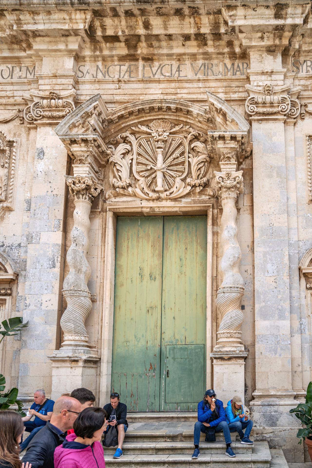 Portal der Chiesa di Santa Lucia alla Badia